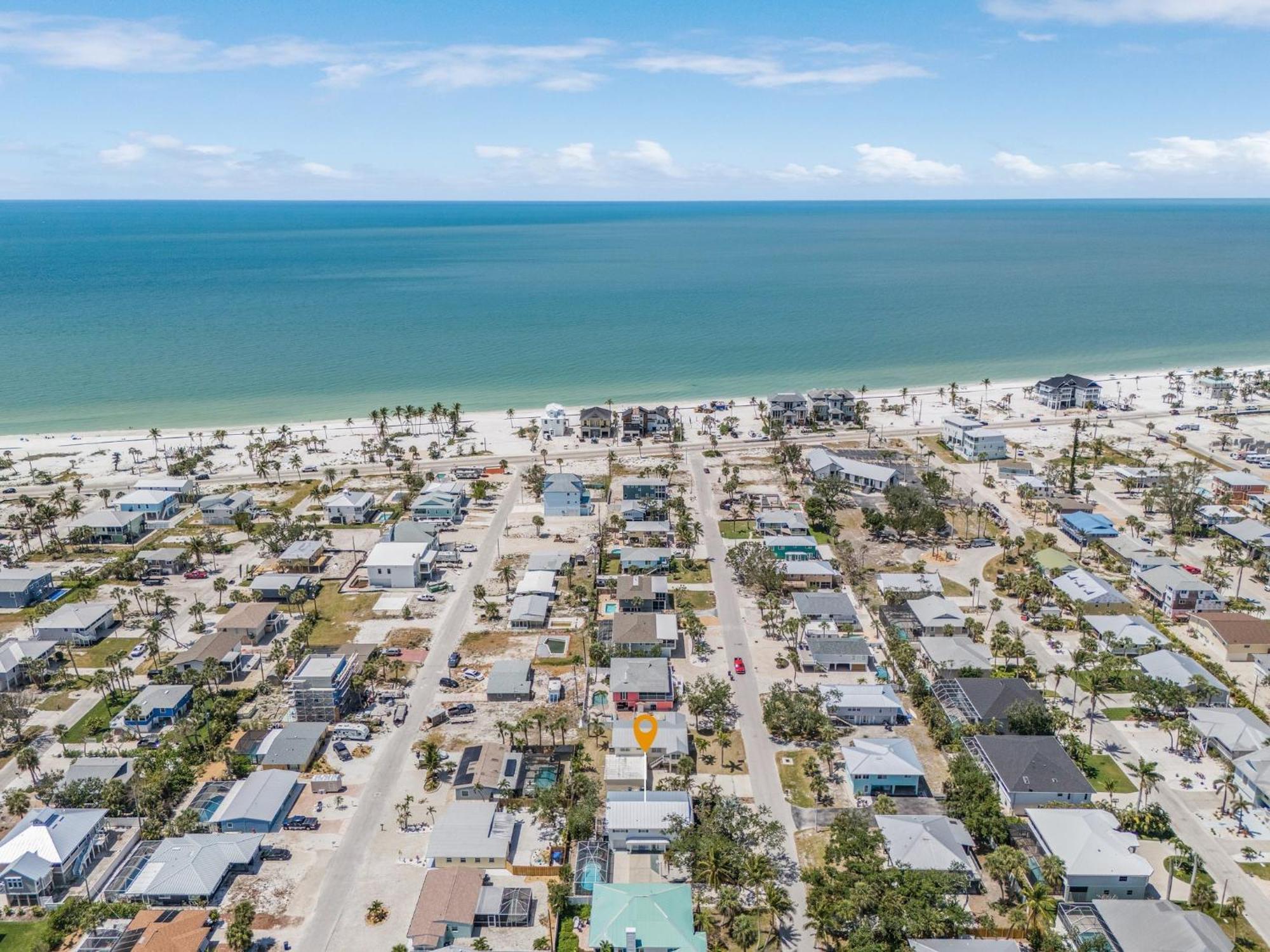 140 Barefoot Bungalow: 4Br/2Ba W/ Heated Pool! Fort Myers Beach Exteriér fotografie